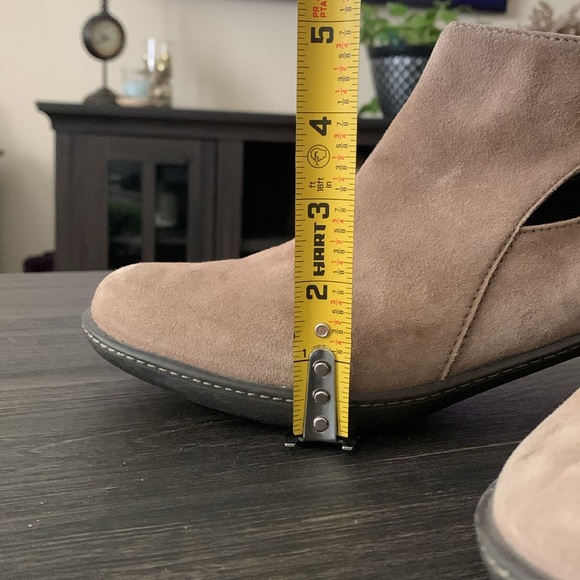 DANSKO Bonita Perforated Ankle Boot - Picture 13 of 13